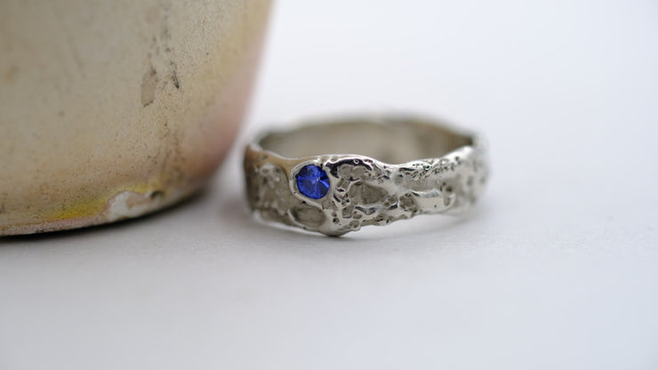 WHITE GOLD/SAPPHIRE RINGS