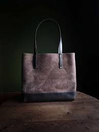 Contrast Everyday Tote